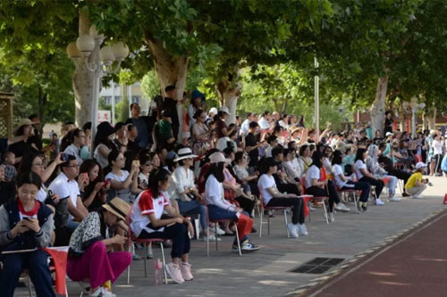 放飞梦想，童心飞扬 | 北京中加学校(华仁)小学部六一表演